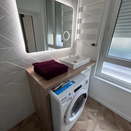 Le Lumineux לה האברה